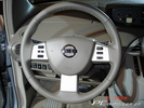 ծa Nissan Quest DƬ D 
