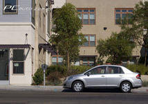 ծa Nissan Versa DƬ D 
